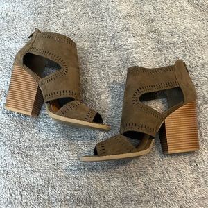 Maurice’s Open Toe Boots/Sandle